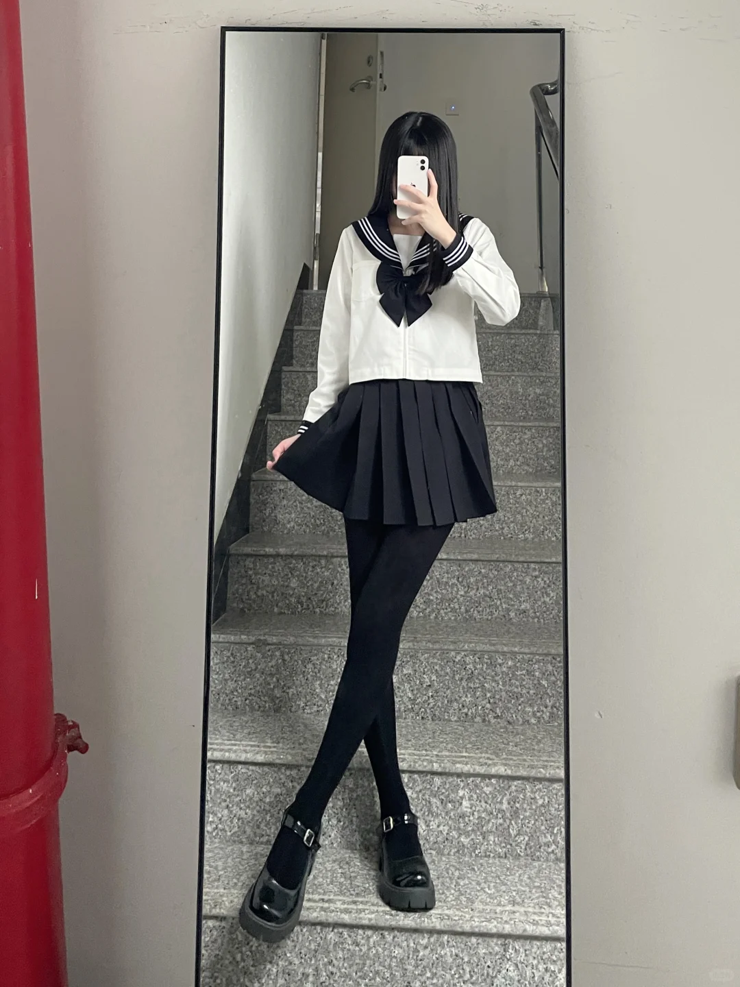jk搭配厚黑很乖呀