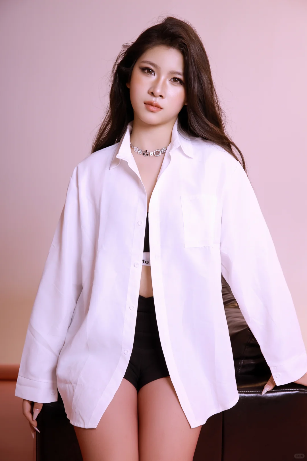🤵‍♀️×🍷| 当硬朗西装，撞上微醺酒