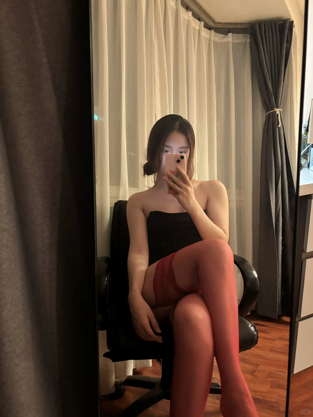 裙子基础 丝袜就不基础