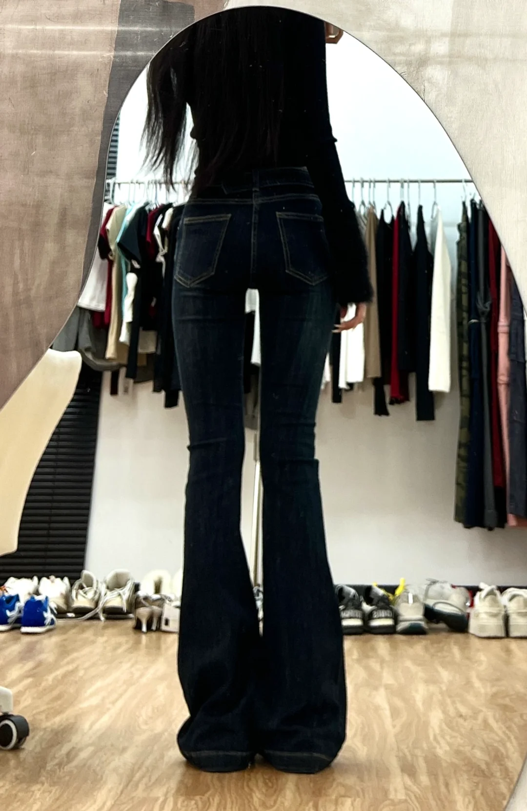 这条喇叭牛仔裤真的好显腿长！！！170高个子