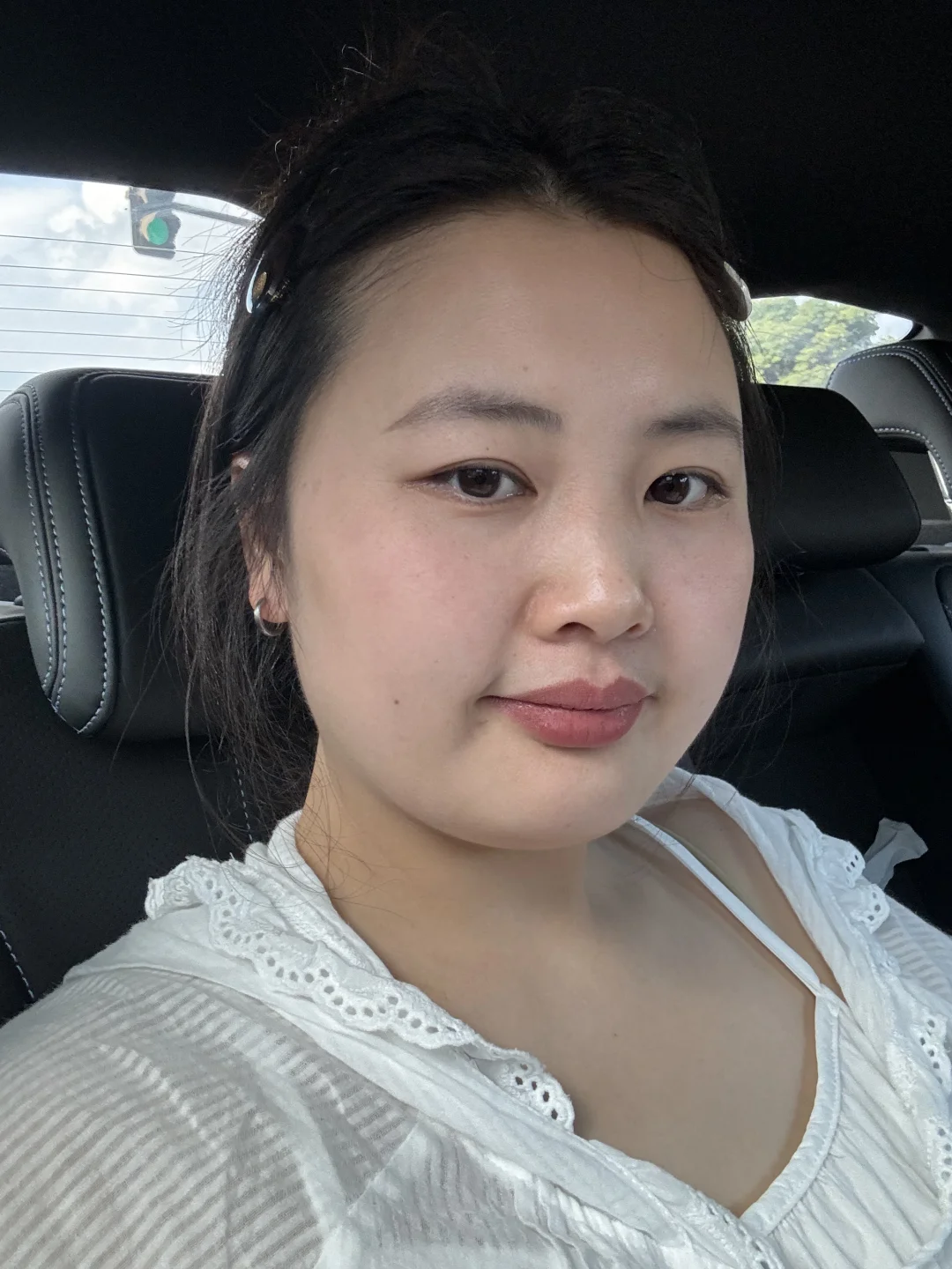 暴饮暴食让人变丑