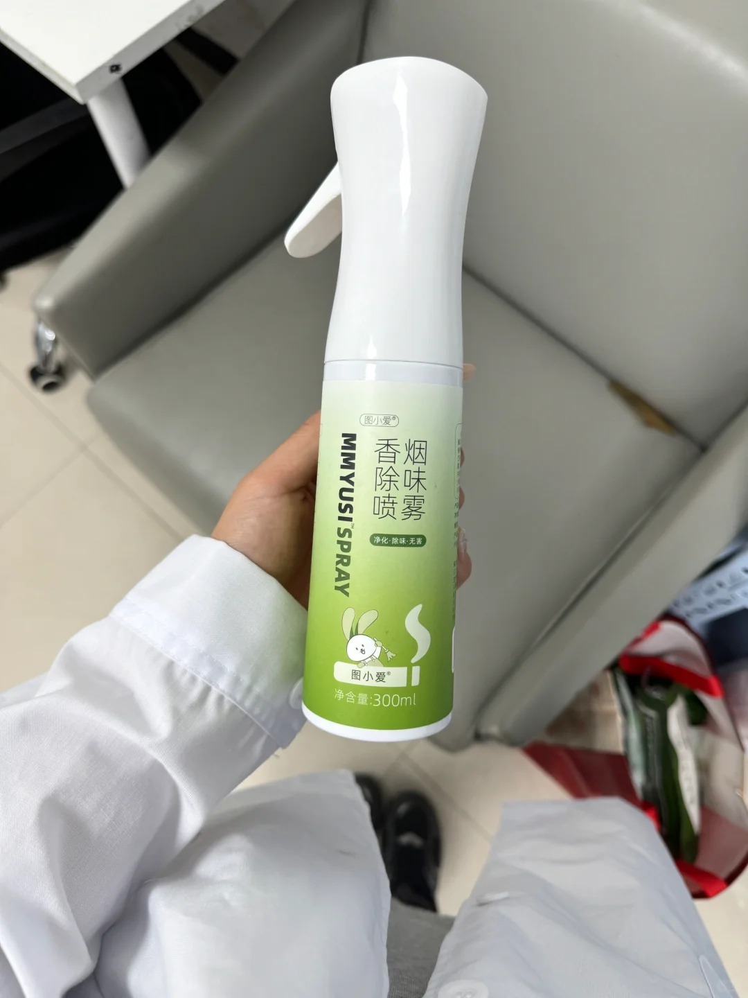 99年的护士抽烟正常嘛