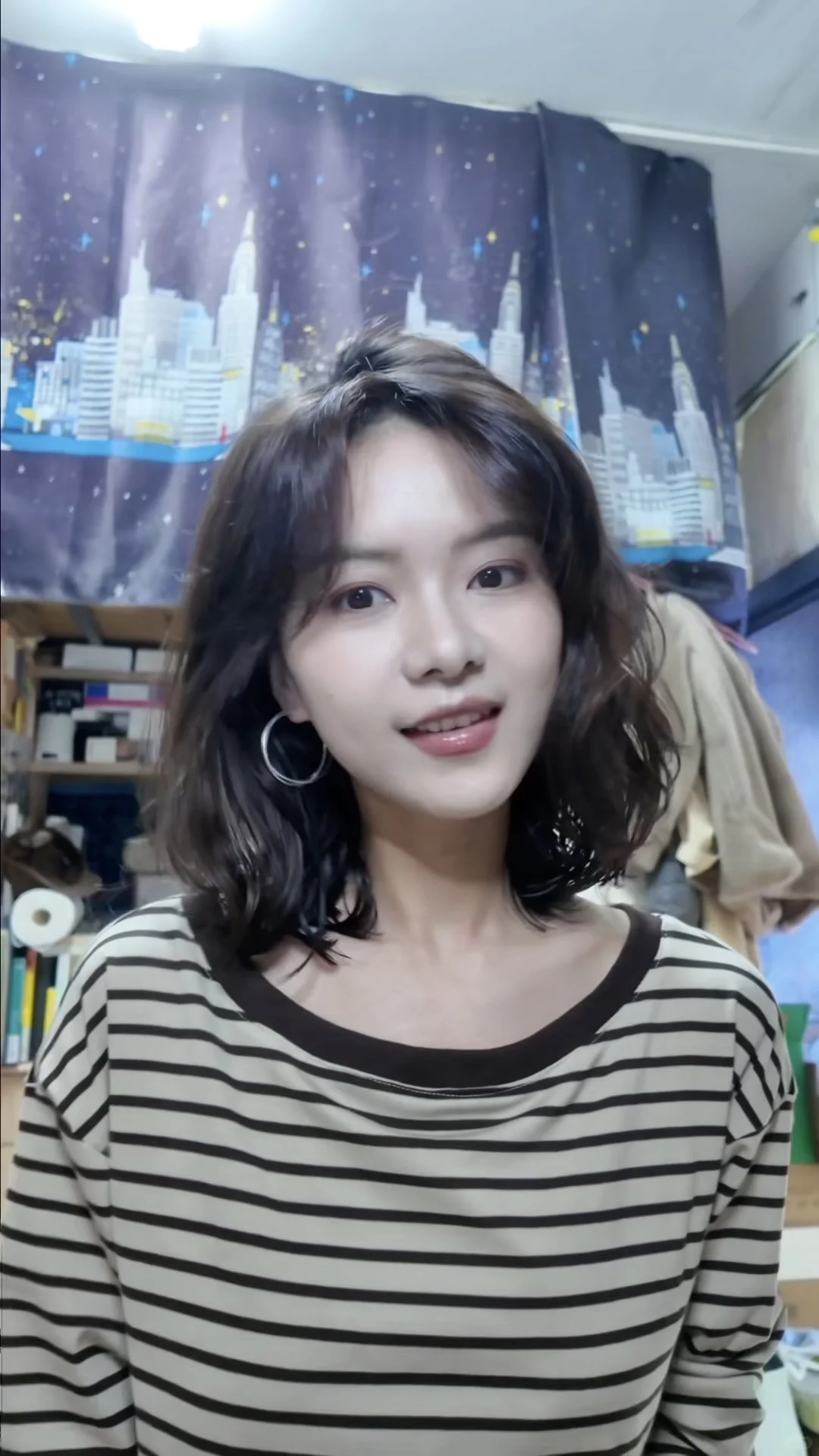 韩系氛围感烫发和秋天绝配