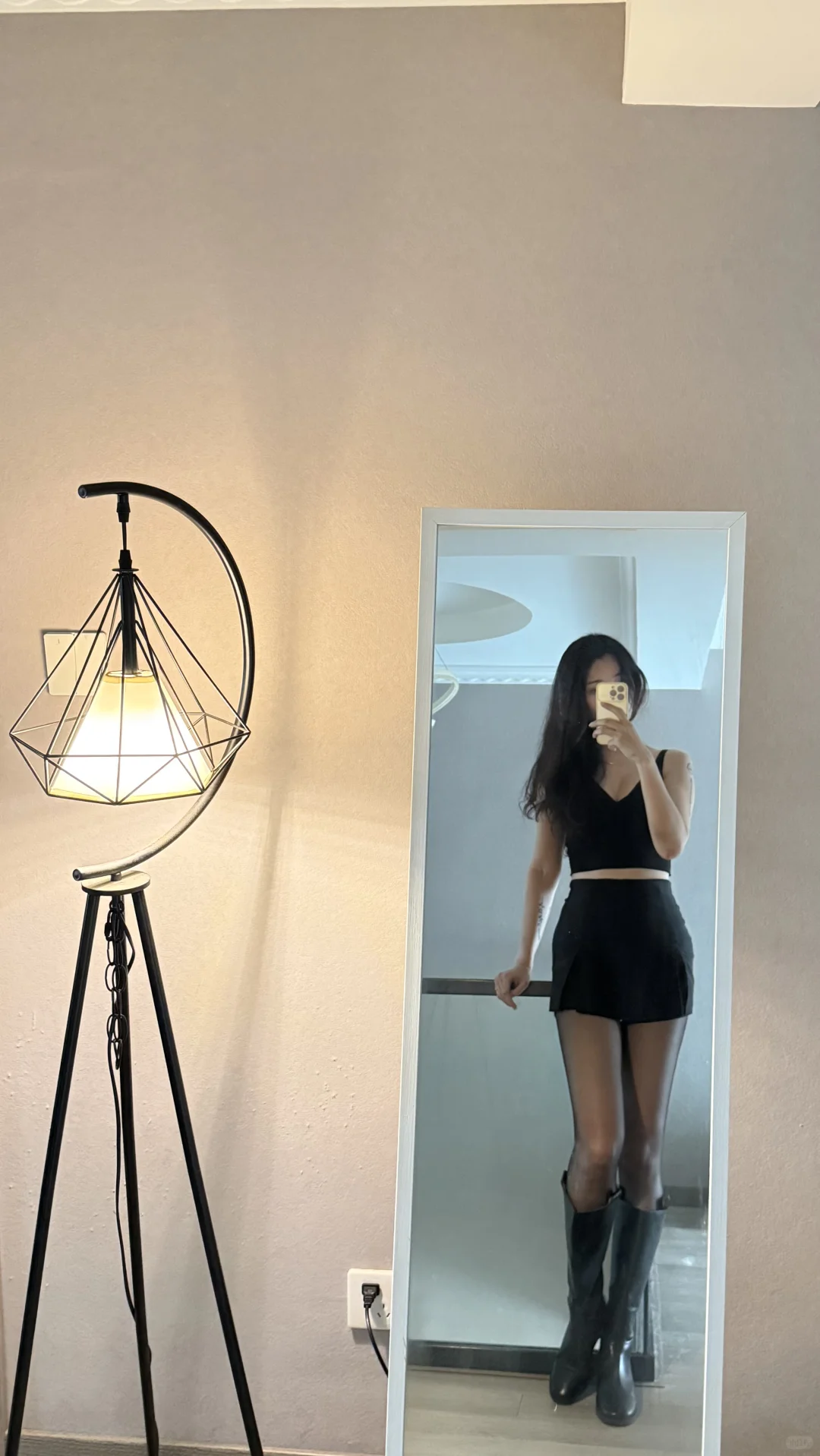 我就说吧，黑丝绝对是秋季穿搭主力军