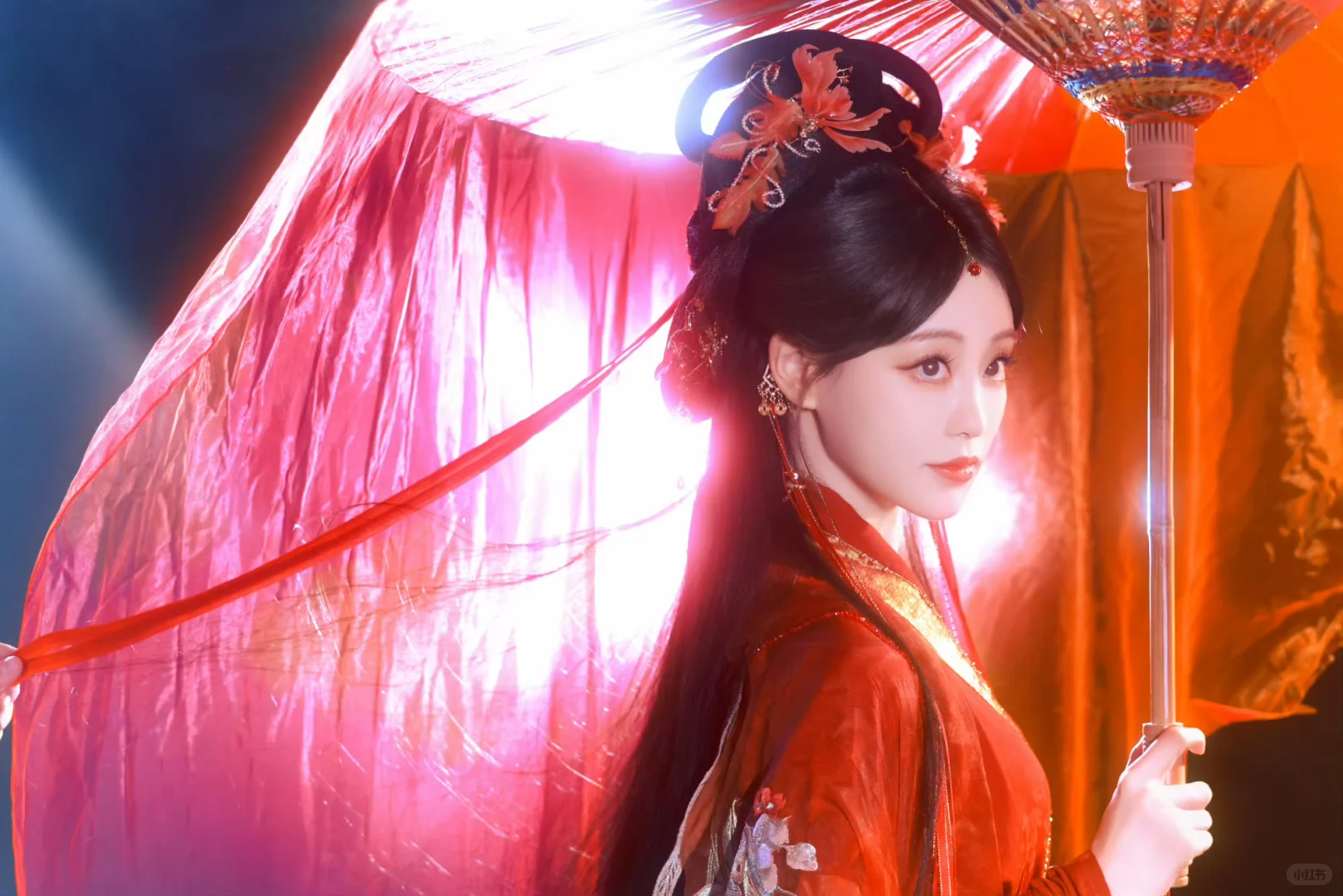 祝绪丹！9.29！这组古装封神！红衣美人！好绝