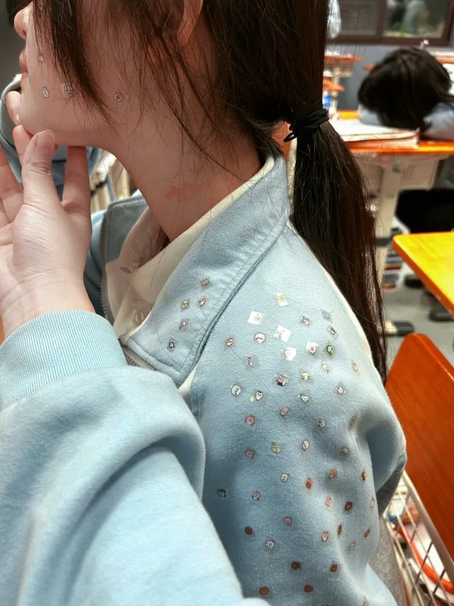 女高｜干嘛看我 你在学校没有把的妹子吗？