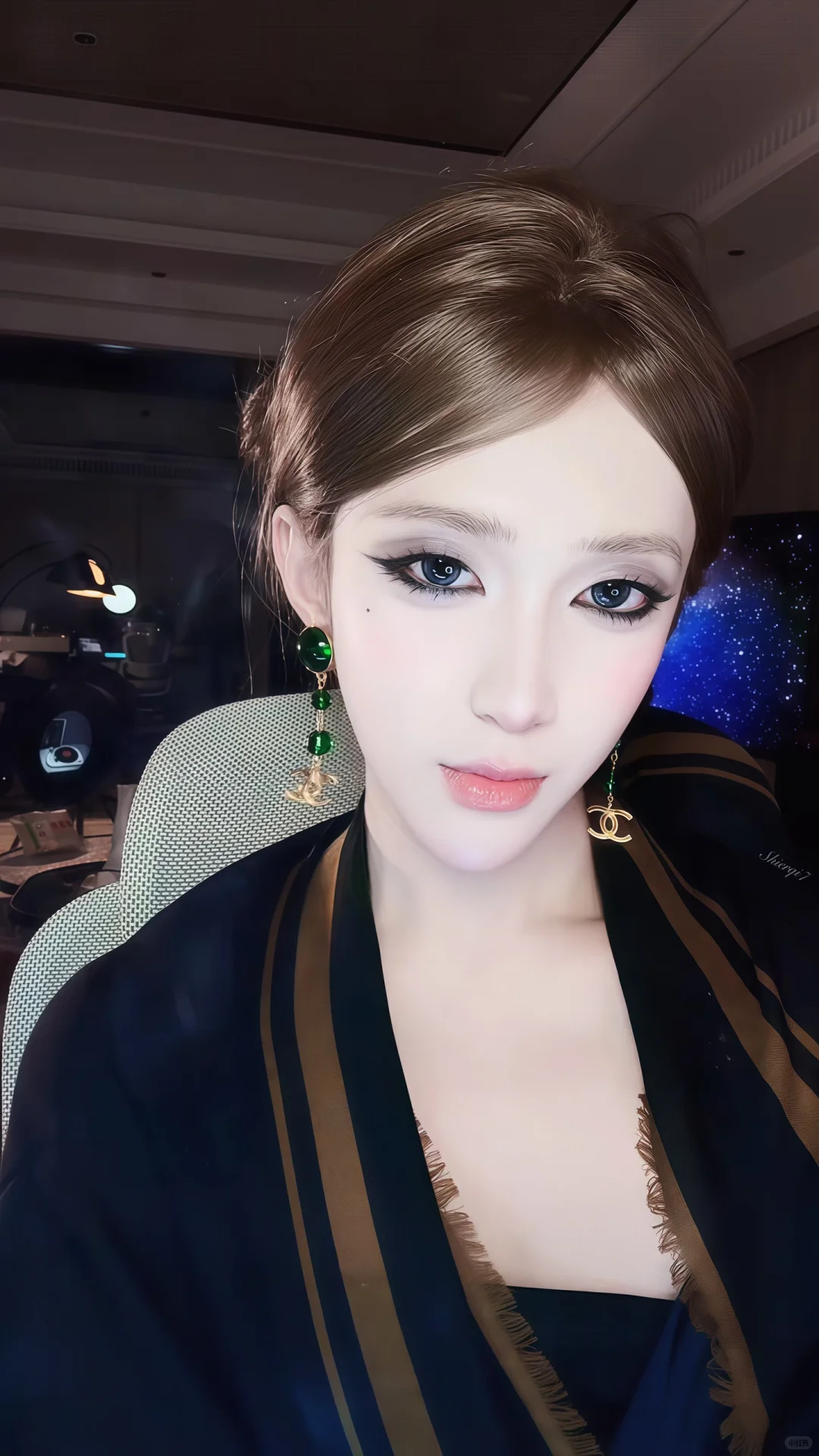 我那妩媚动人的妻子