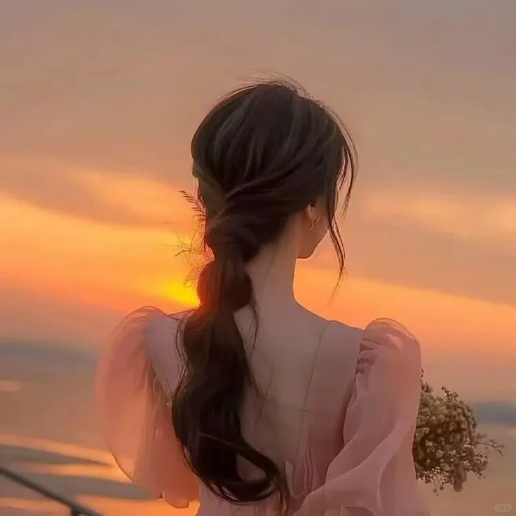 交换一张温暖治愈唯美女头像