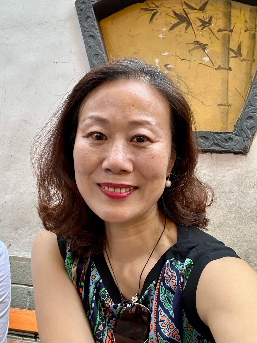 54岁阿姨心若年轻何惧岁月老去