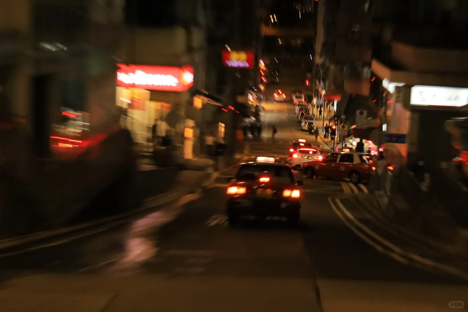 《入夜》