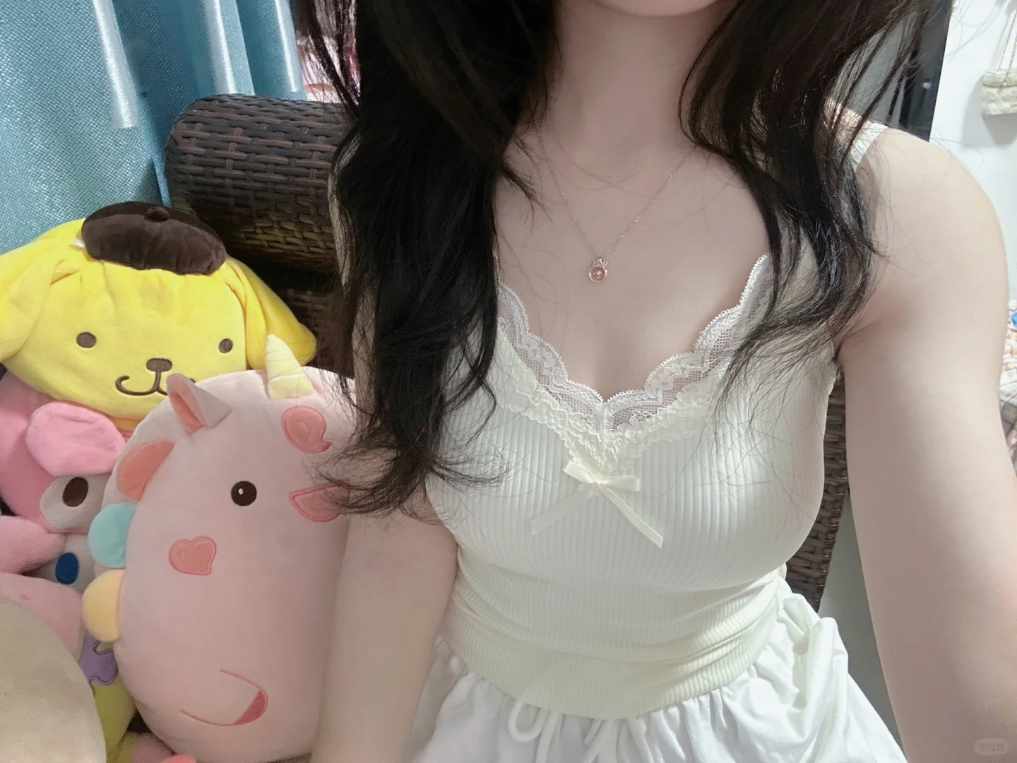 无敌百搭的平价蕾丝吊带