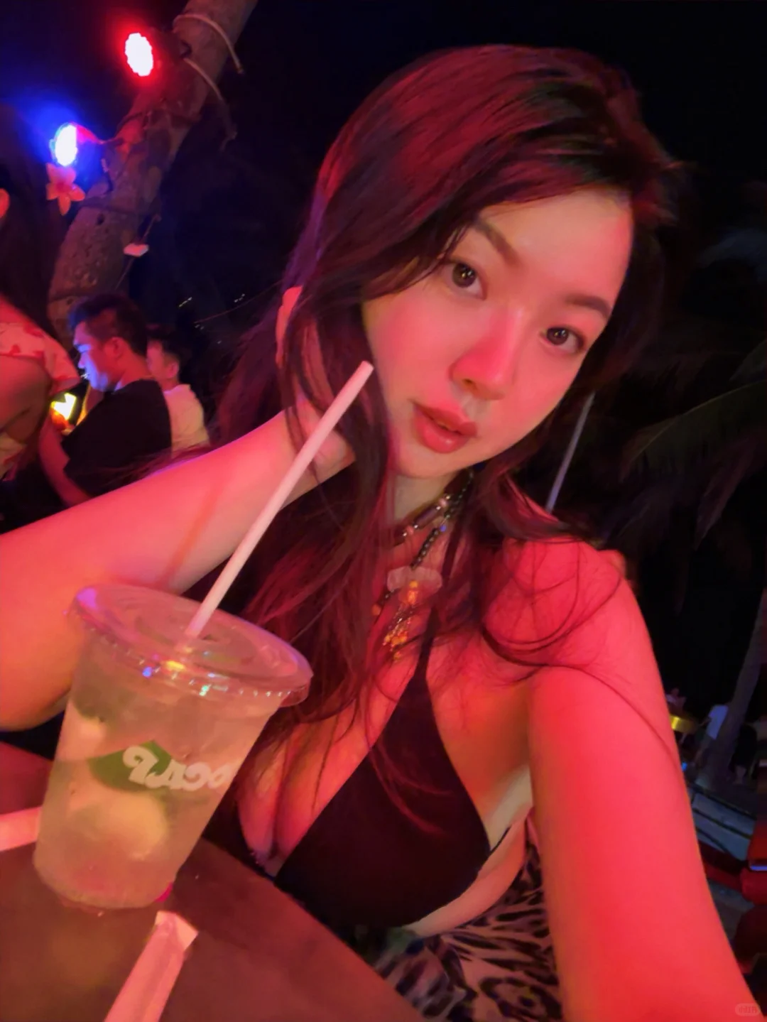 独立教师| 万宁🏝️旅居day8 | 日咖夜酒🍸