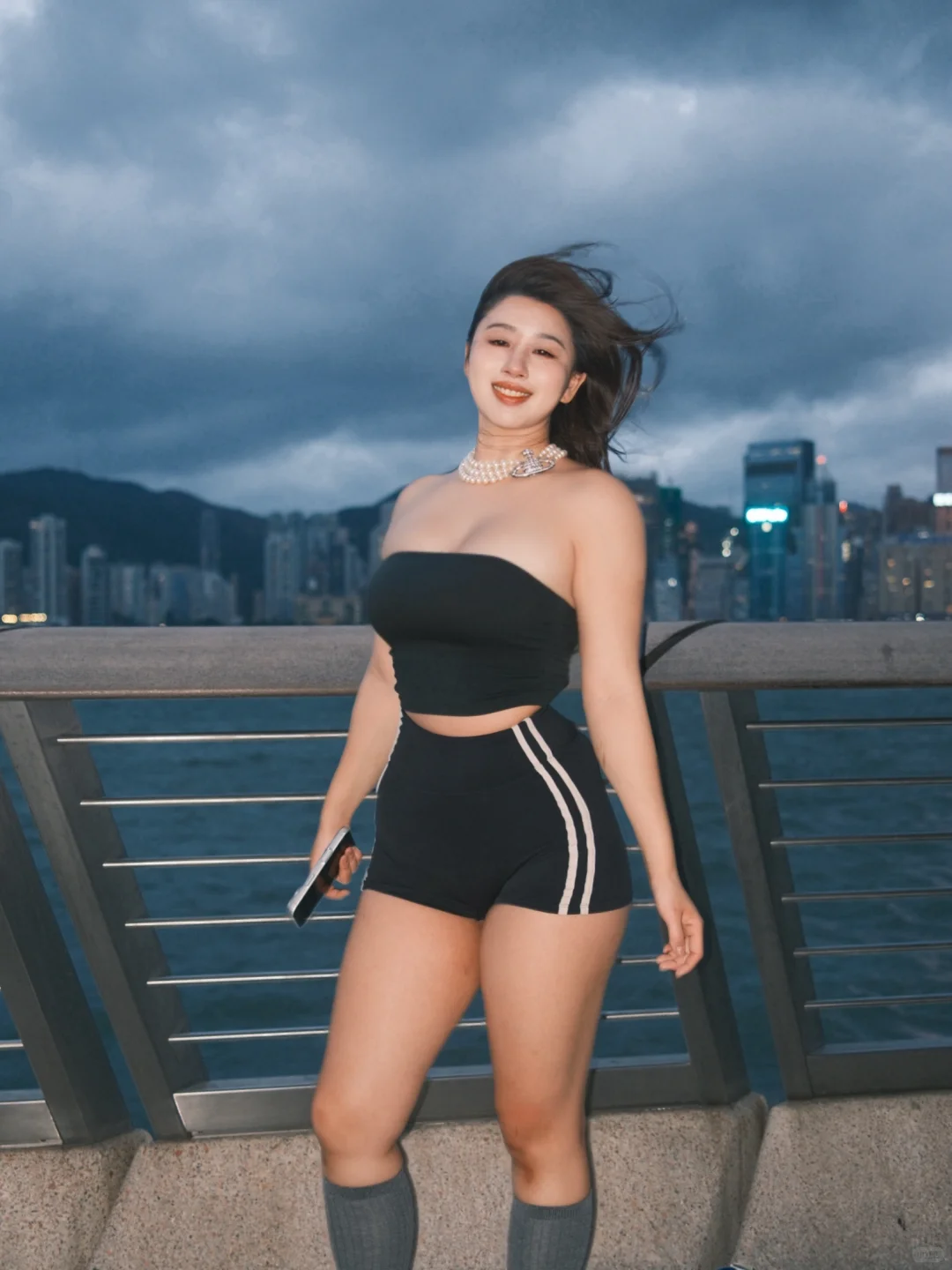 夜晚总是香气迷人
