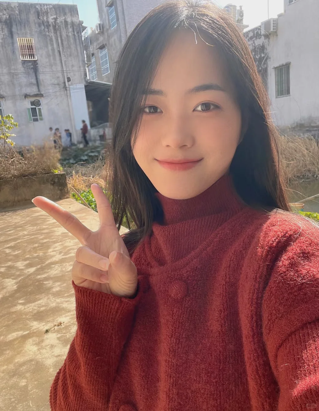 30岁了单身，不化妆的样子，真的好丑