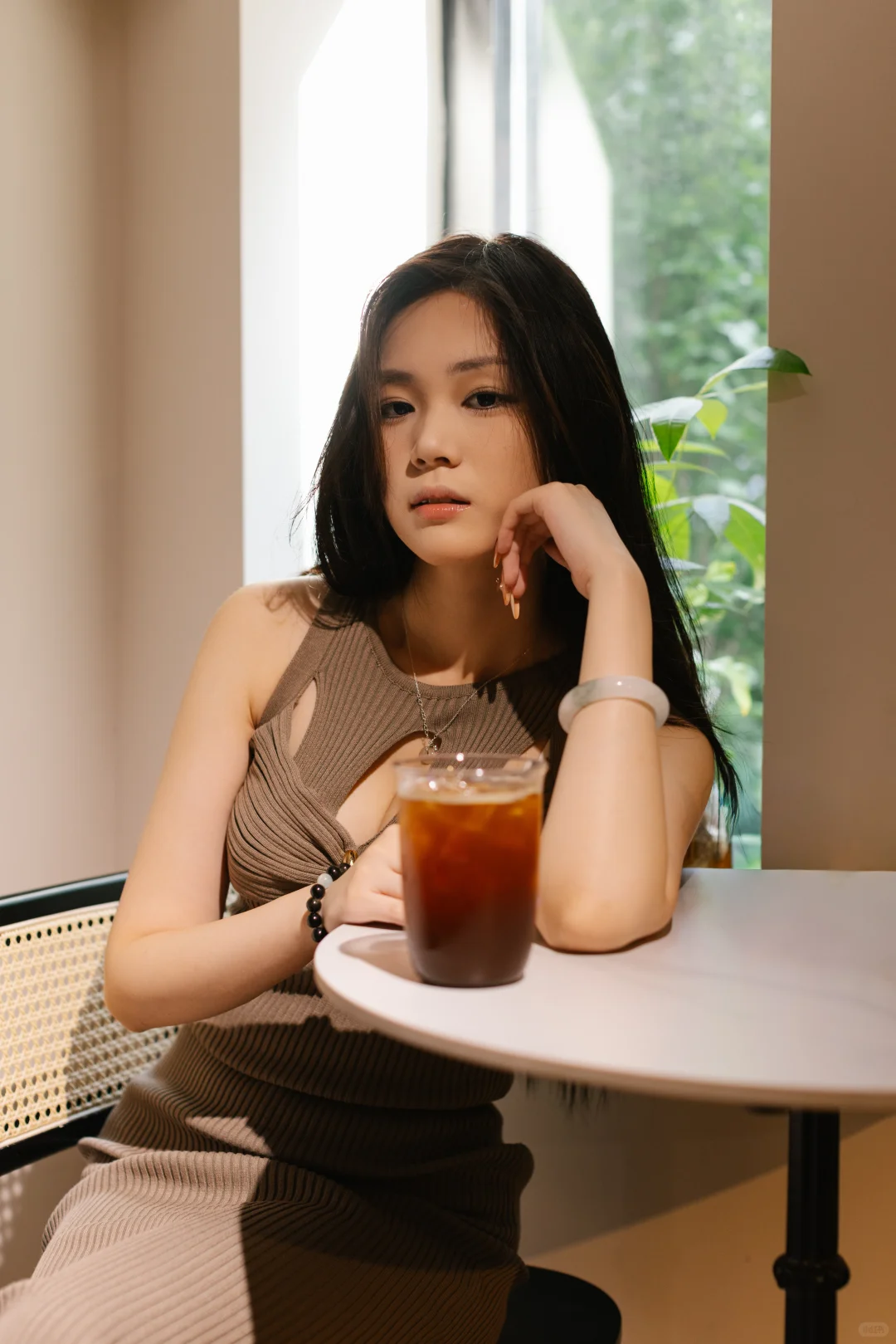 妩媚的感觉还是拍不太出来
