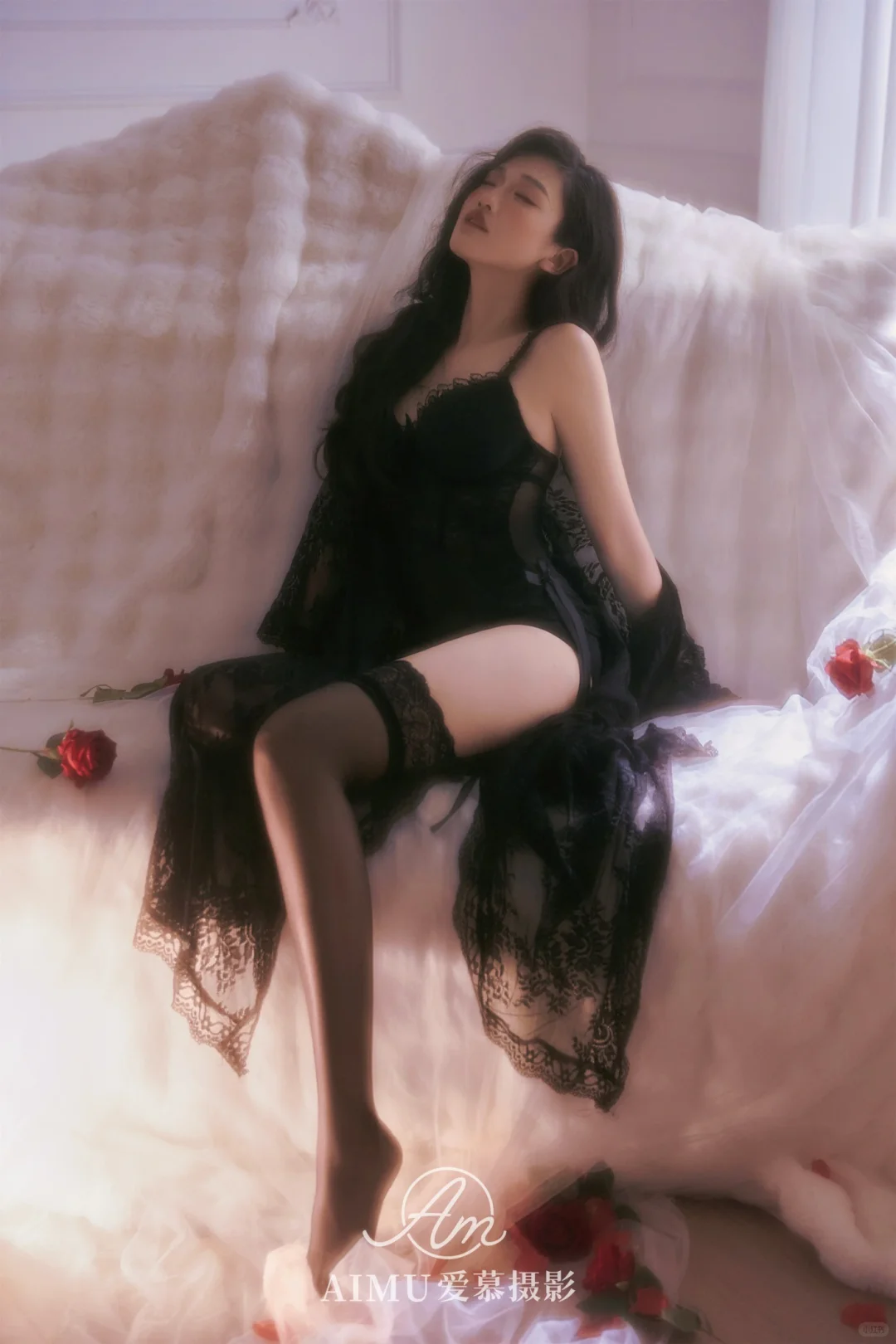 谁懂啊！黑丝蕾丝 + 柔光灯，私房写真的诱惑