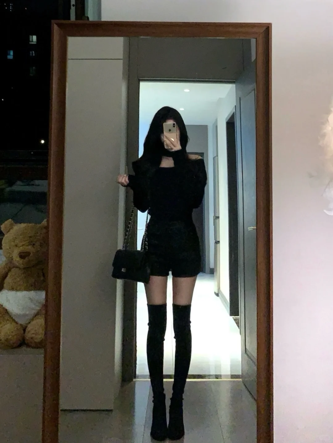 喜欢显身材的衣服～