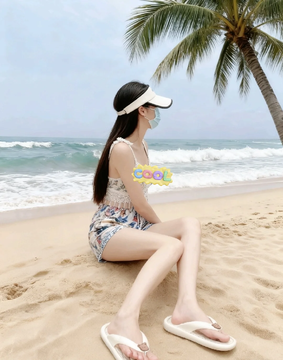 这海边，谁穿谁好看啊！🌴泳装