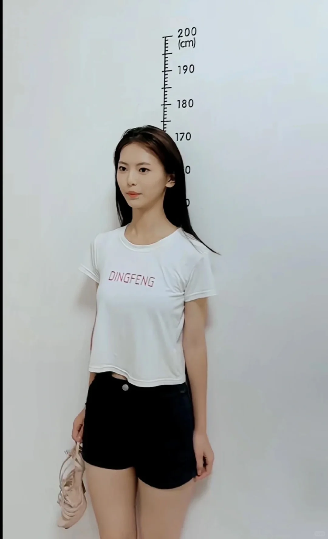 24岁模特165怒涨173