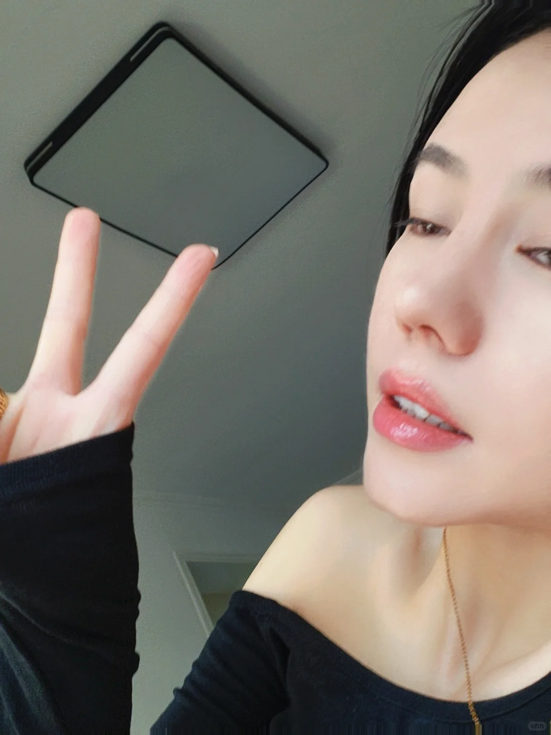 又被自己美到啦