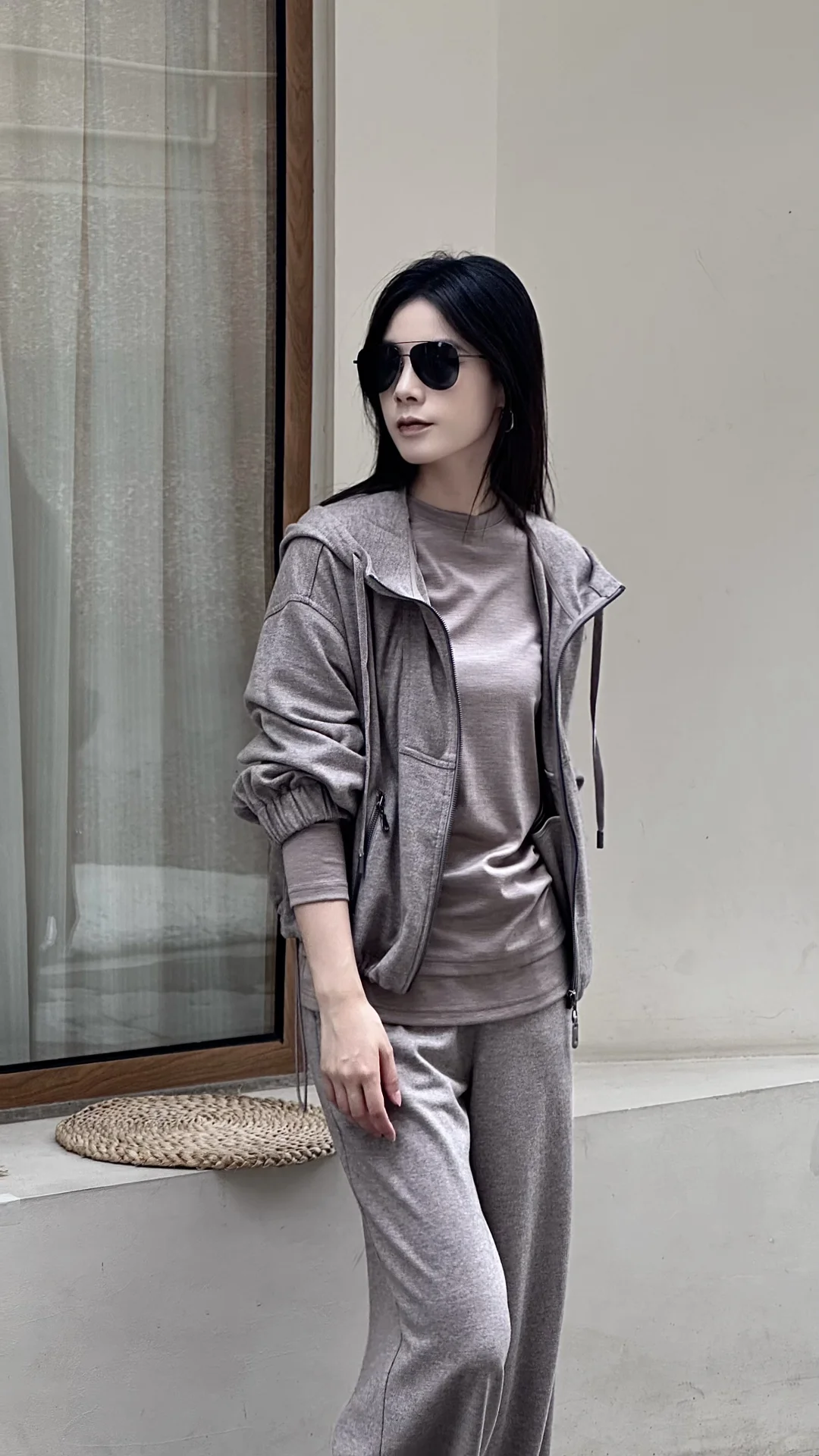 干净简约的休闲套装穿搭～