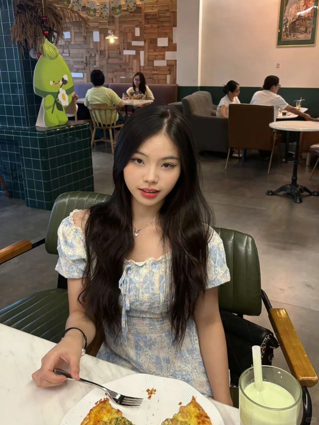 姐妹们帮我看看哪张好看!
