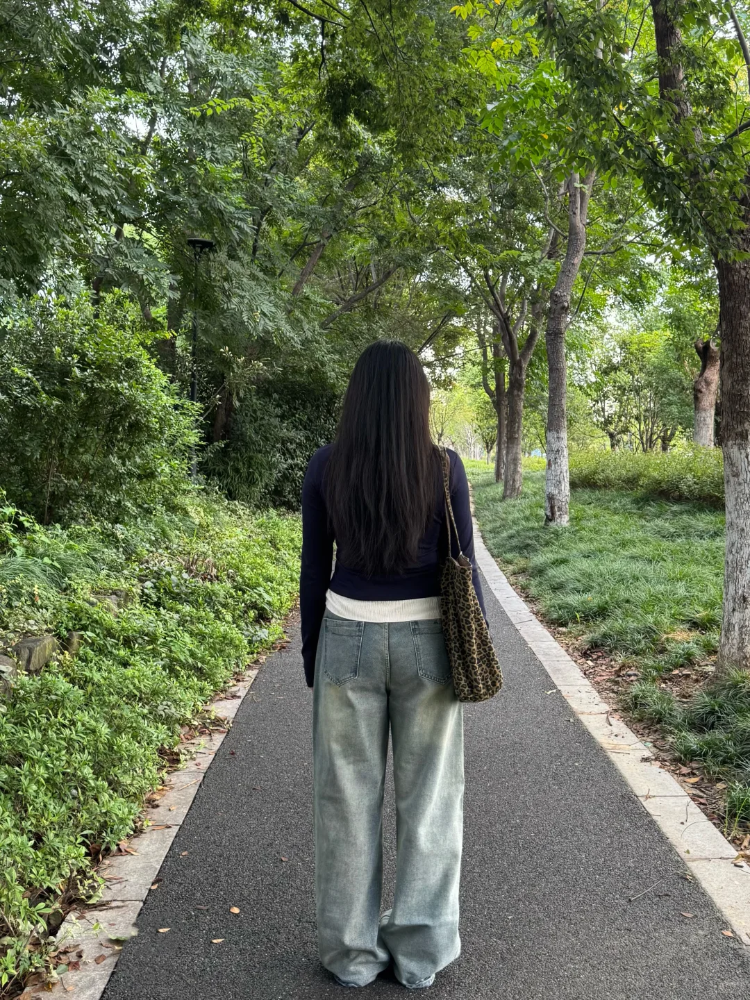 134斤｜微胖穿搭｜早秋上紧下松穿搭好显瘦啊～