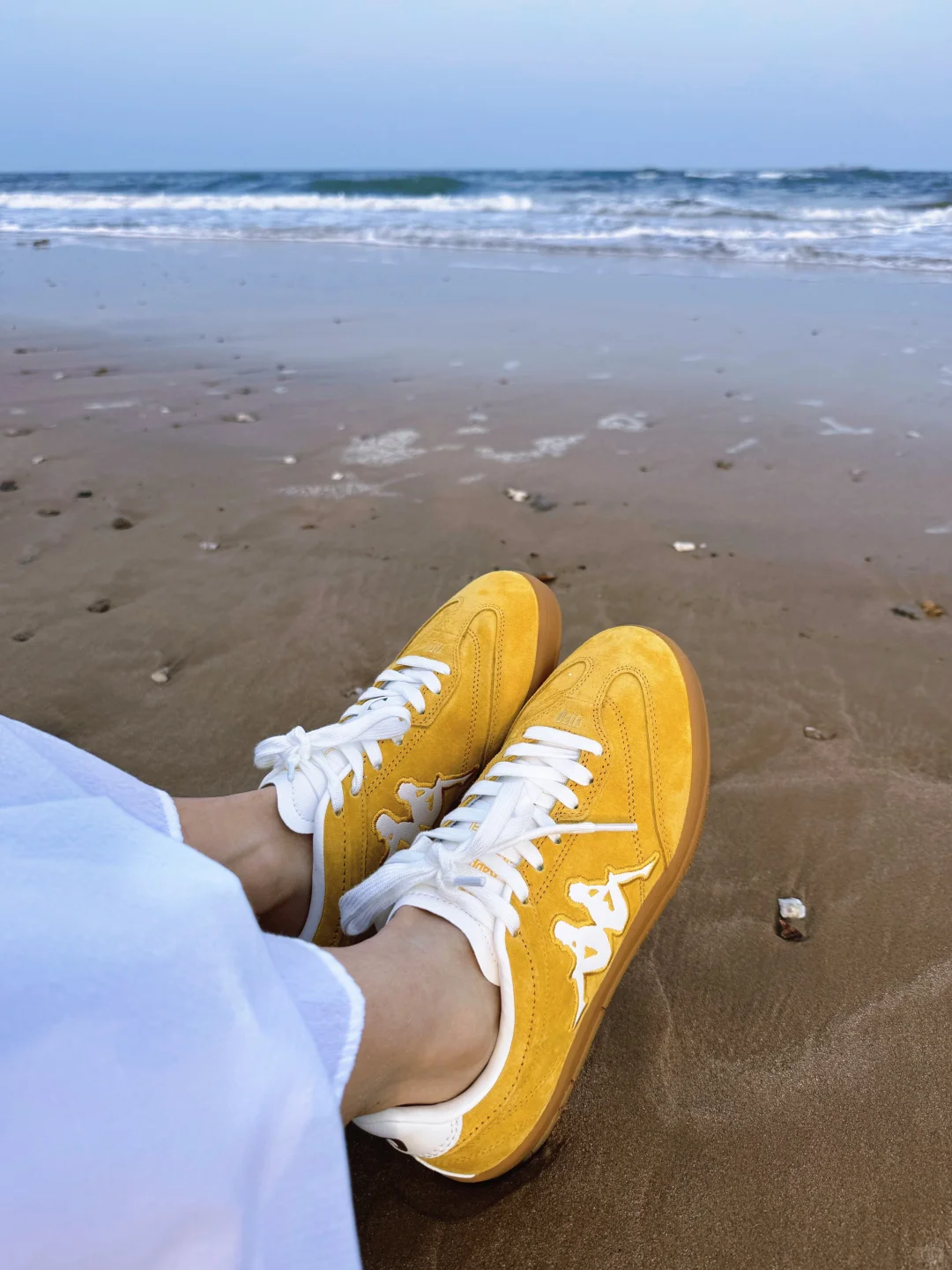 是海风带来的随意感