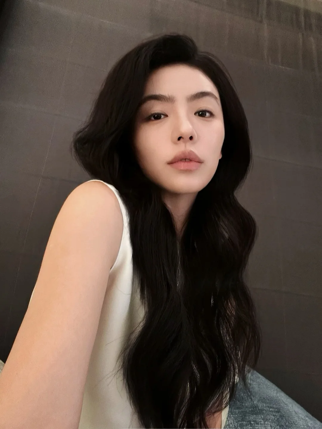 左滑看双胞胎姐姐👯‍♀️