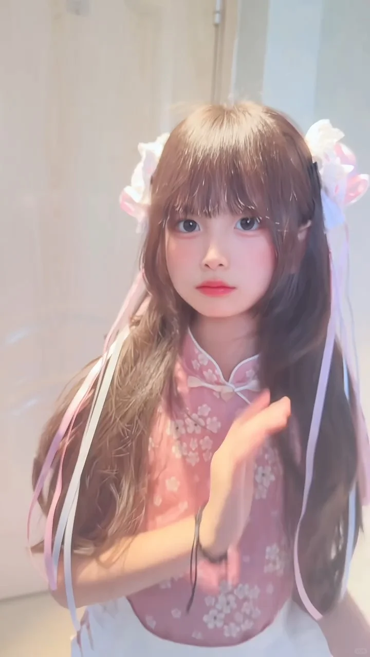 🌸 旗袍下的温柔时光