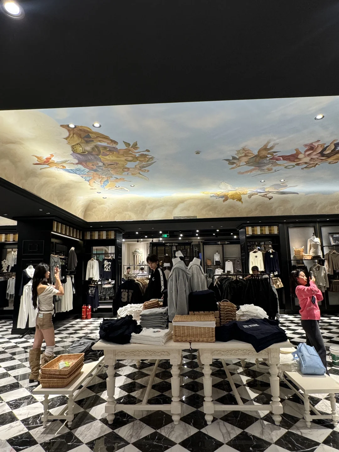 太原！偶遇模特面试现场…