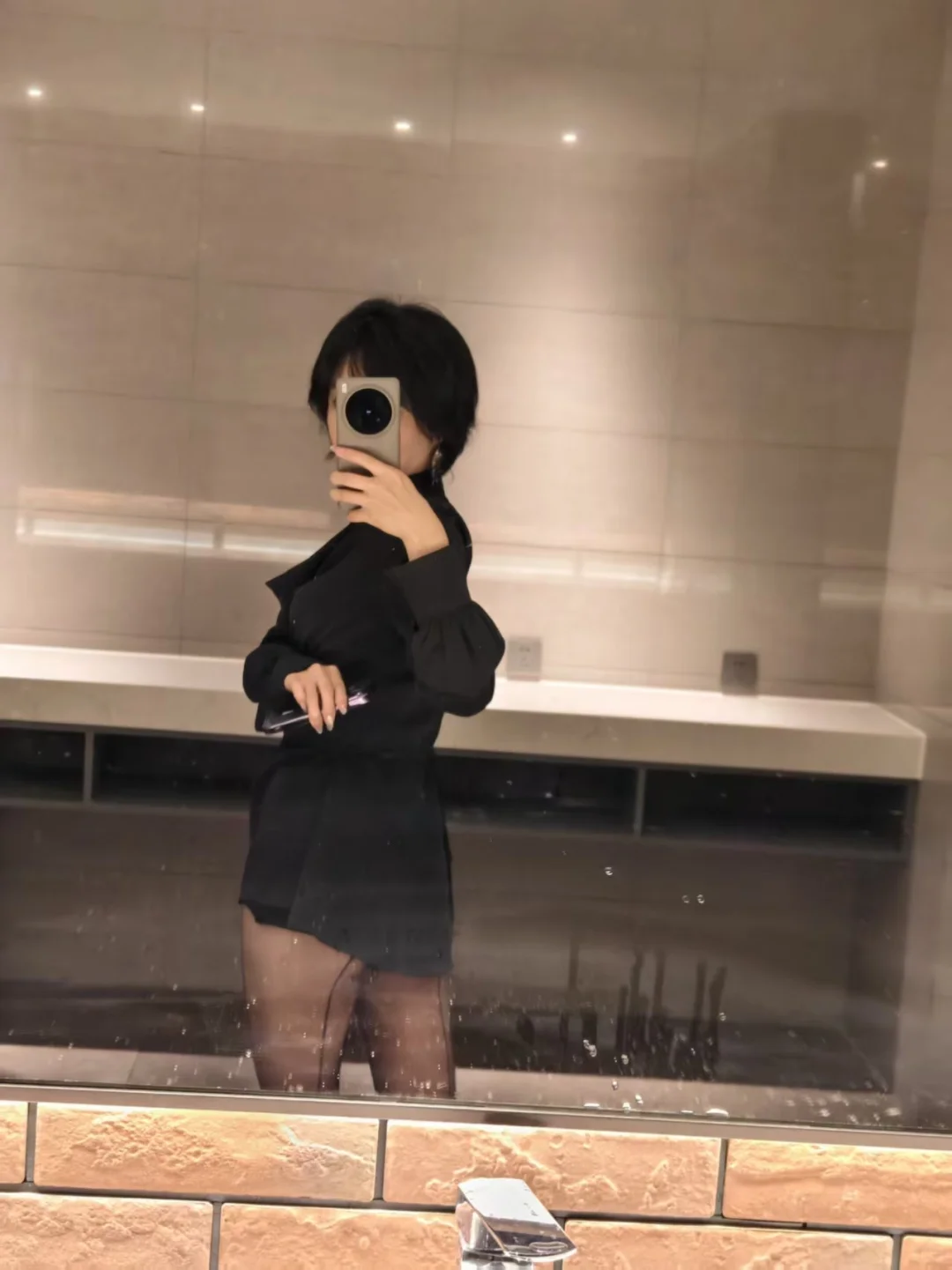 复古虾线黑丝➕高跟鞋，这感觉谁懂啊？？