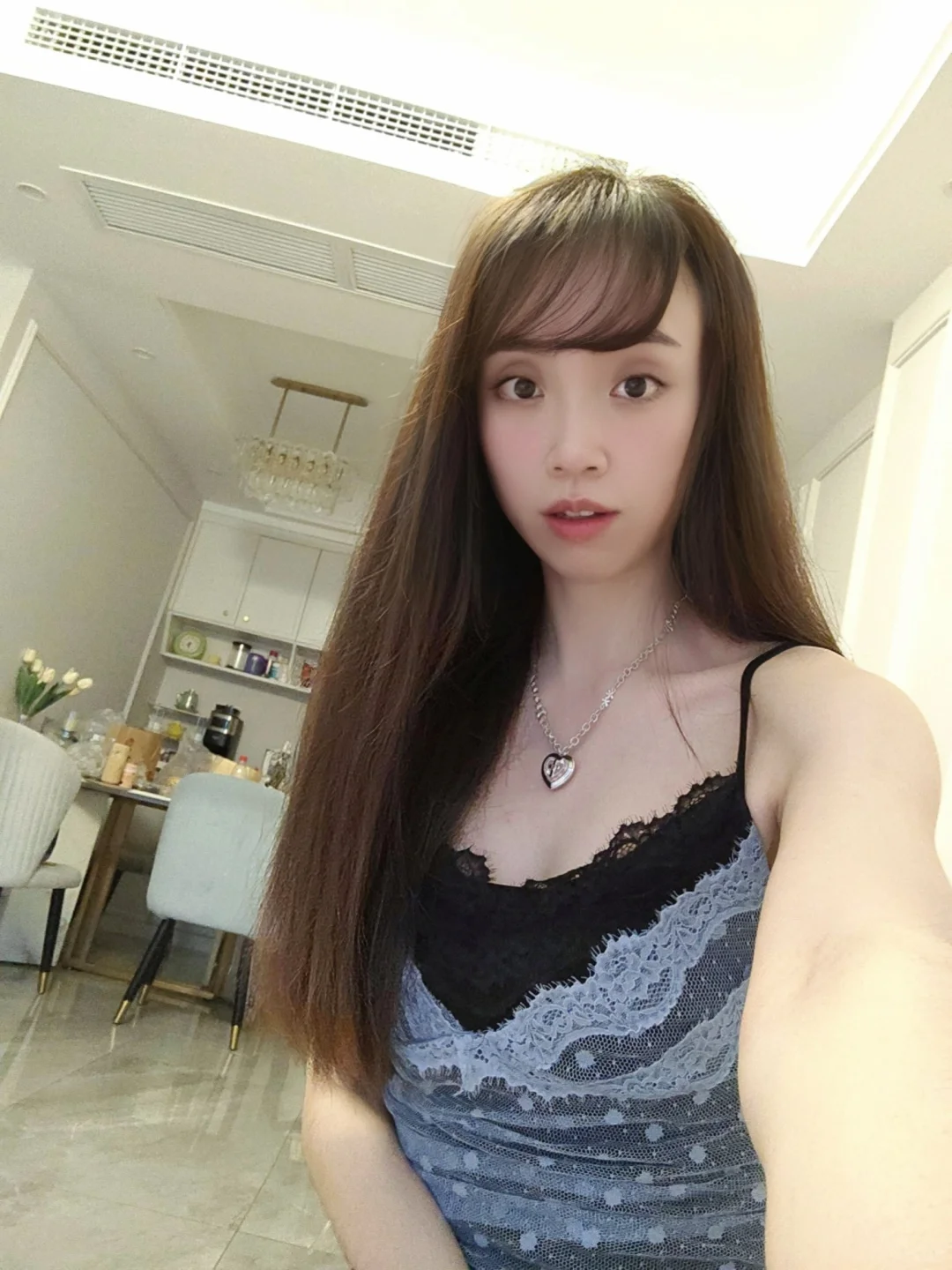 35岁清冷感纯欲风