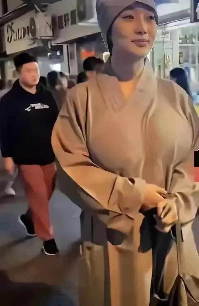 40岁尼姑下山历练第一次遇到爱情滋润，为了