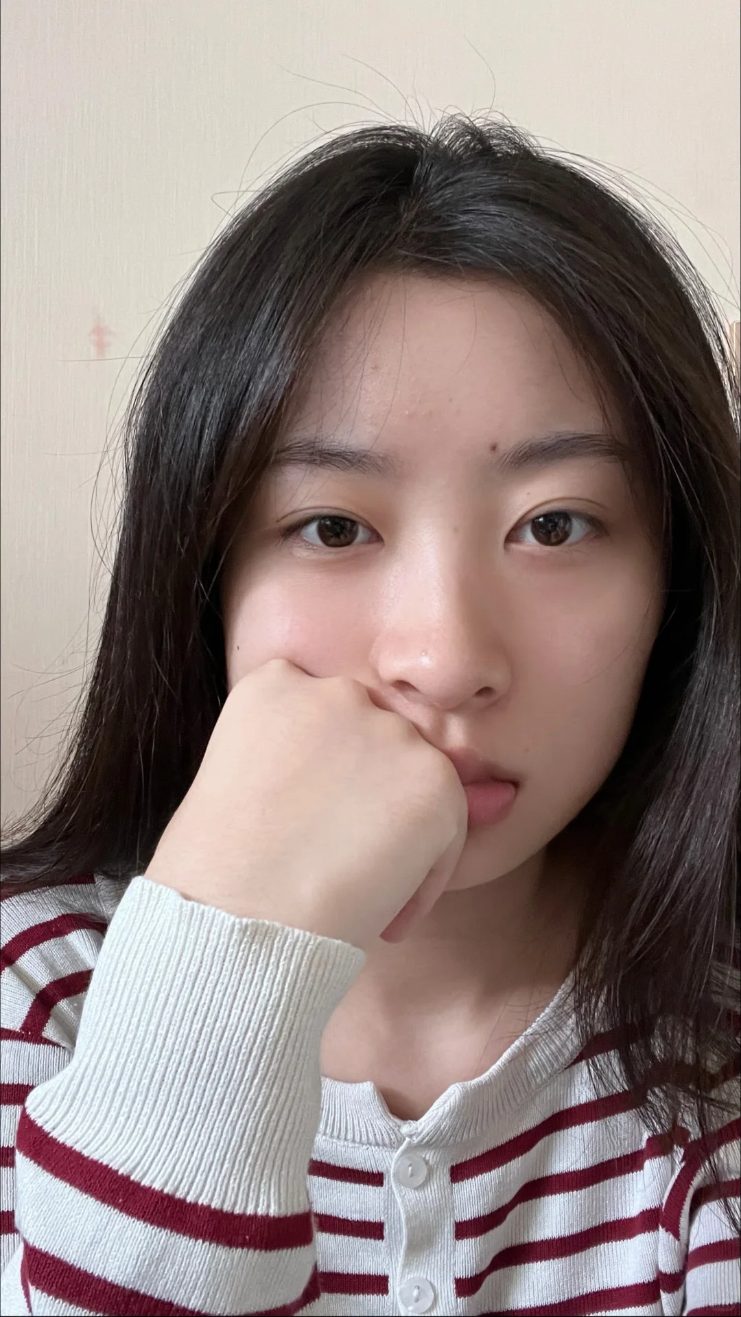 方圆脸素颜
