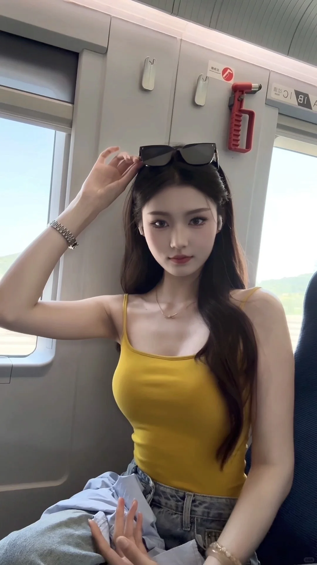 175！黄色小吊带我爱