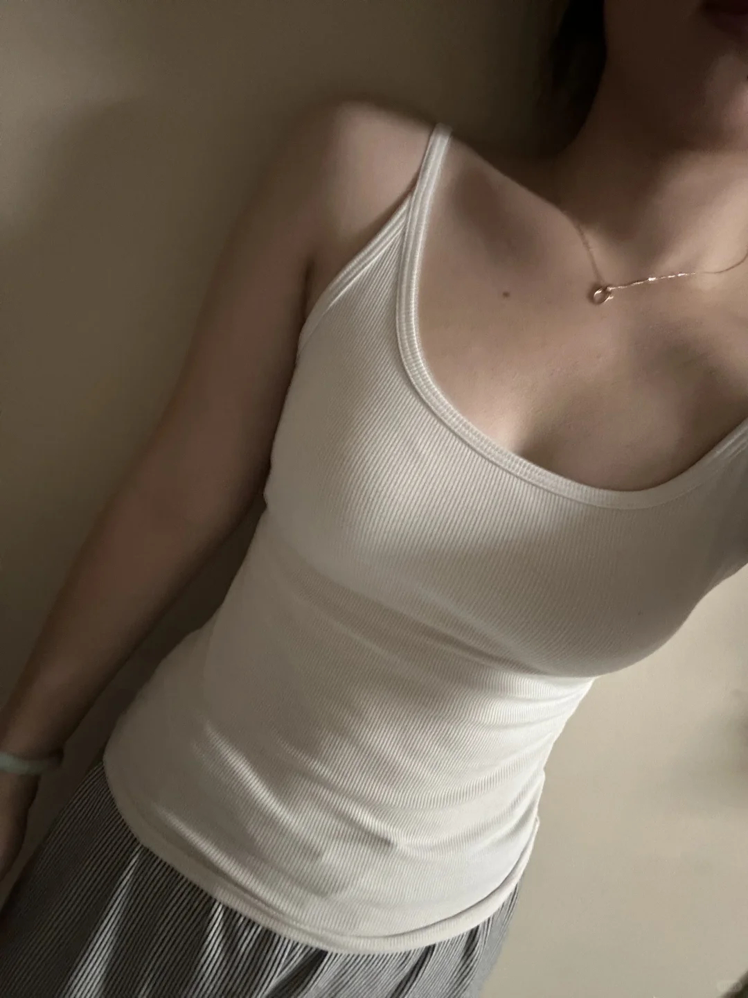 真的不透！！最佳白吊带内搭