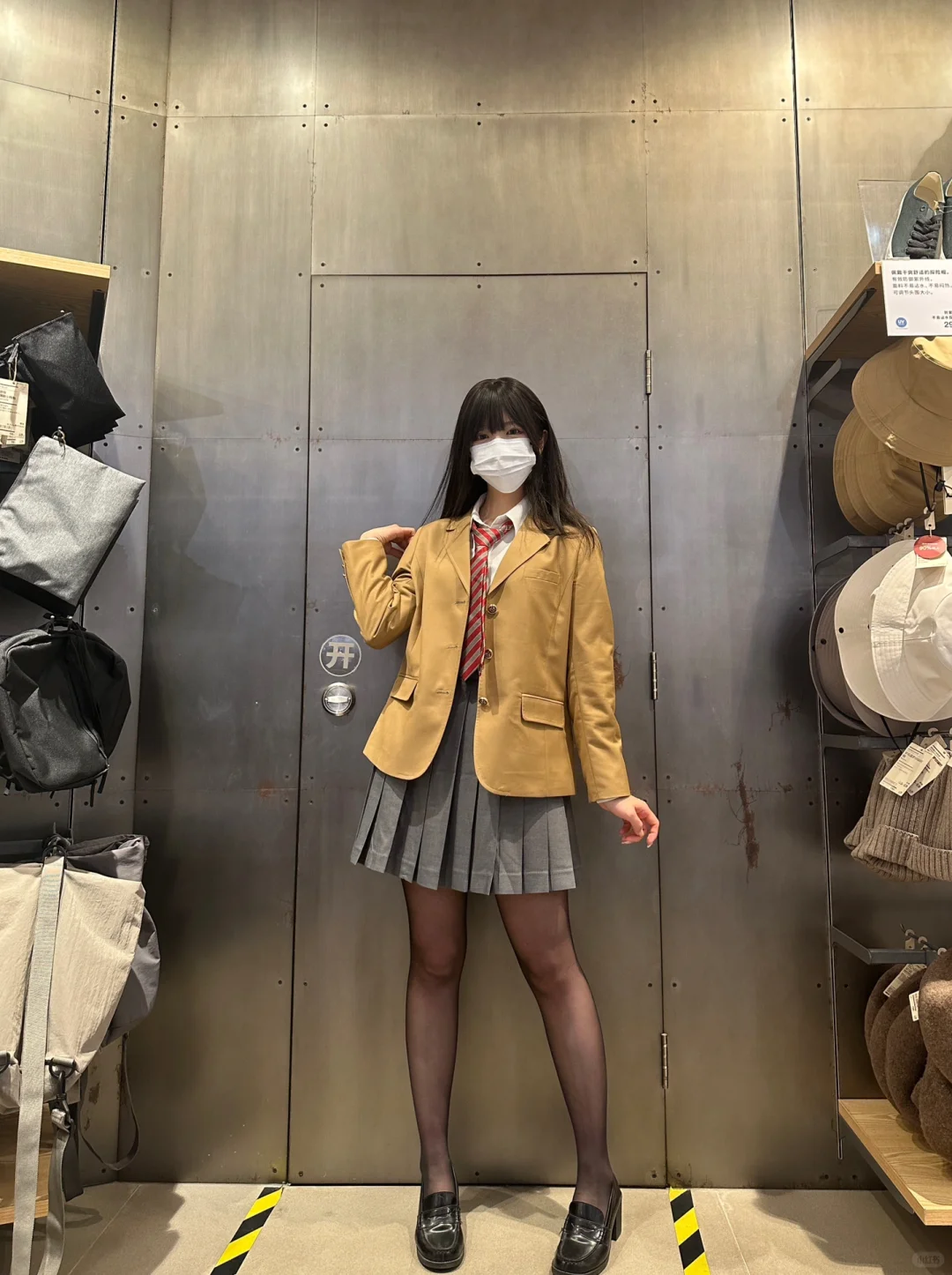 驼西+黑丝会有麻衣学姐的感觉吗