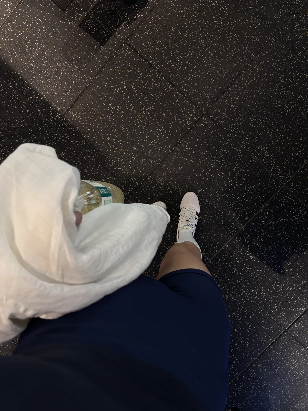 健身打卡 不想和男的说话…