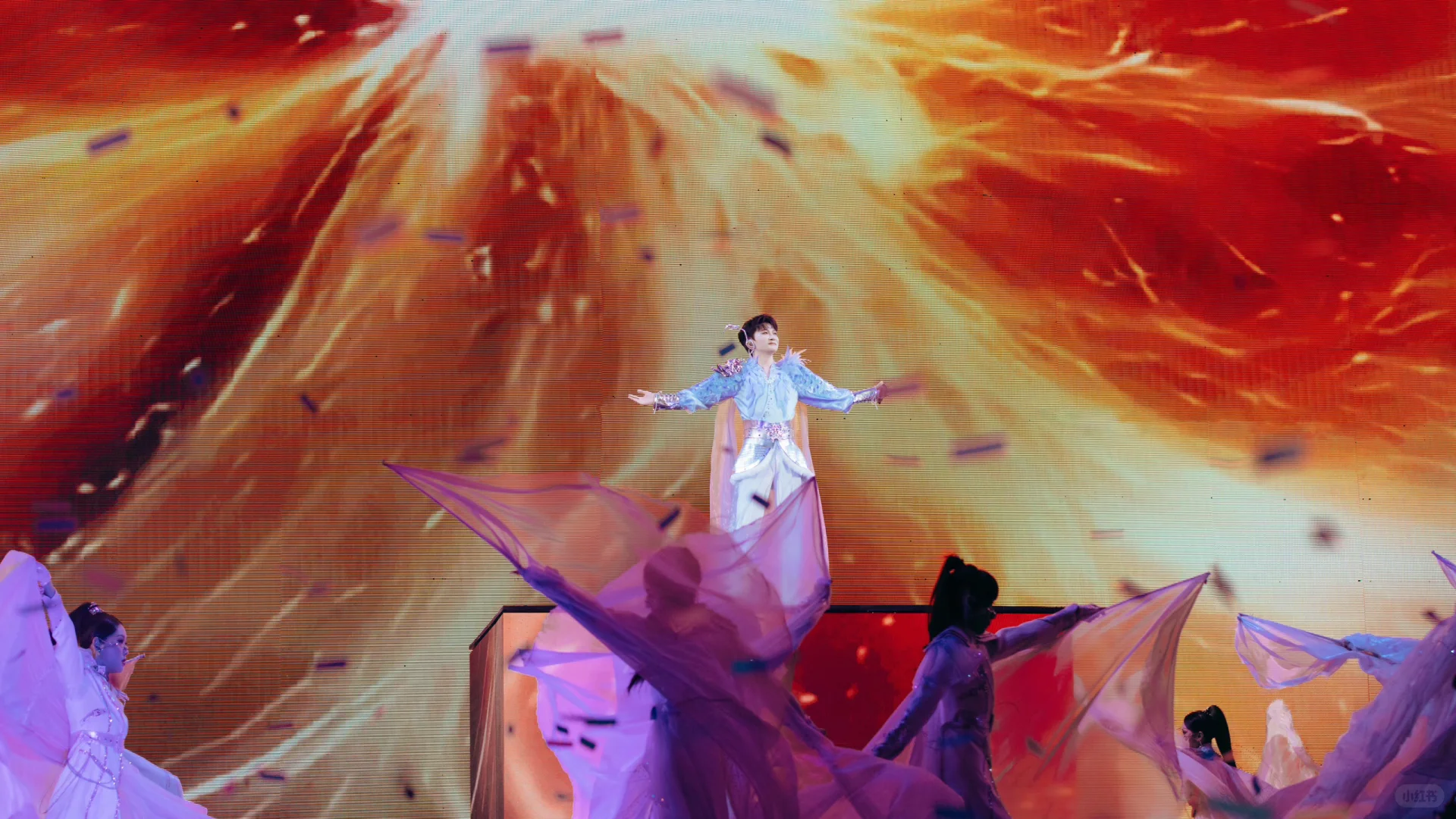 周深 | ☀「深深的」10月6日演唱会舞台日记1️⃣