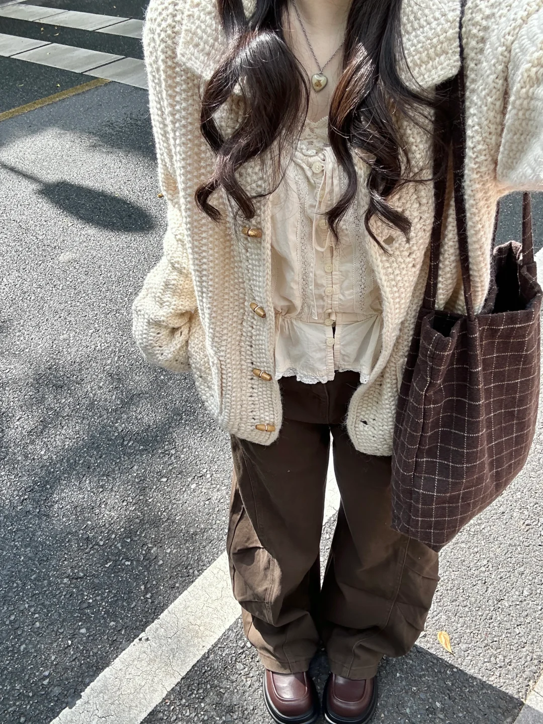 Bm蕾丝和早秋毛衣