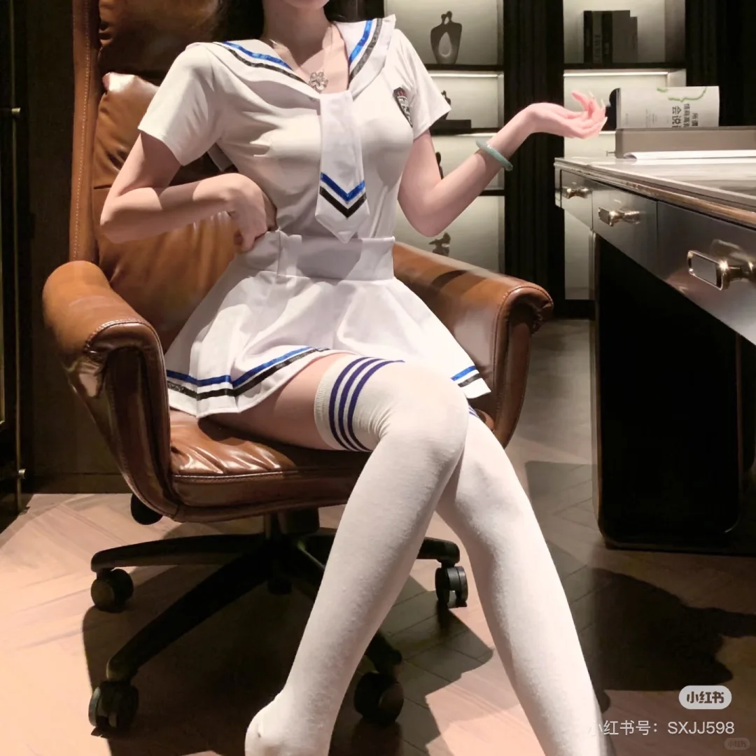 男朋友说:“你穿的很性感，我好喜欢”