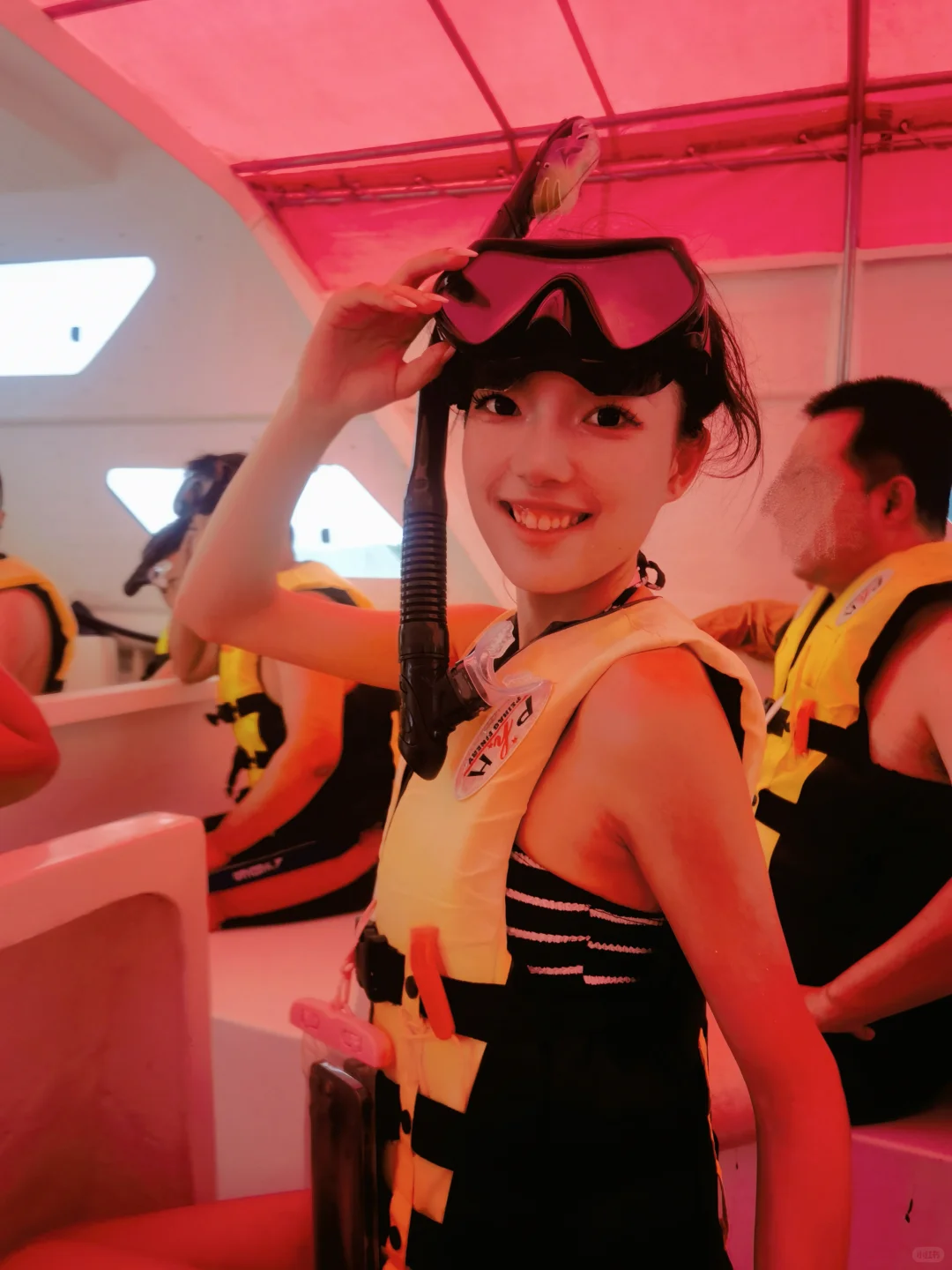 05女大|马来西亚海边18图🌊