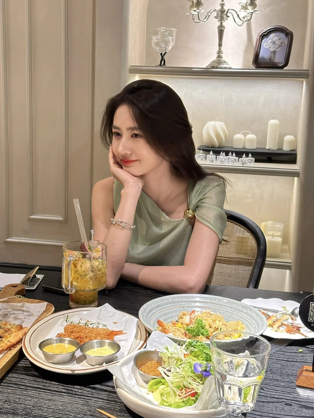 真好！又做了一天美女