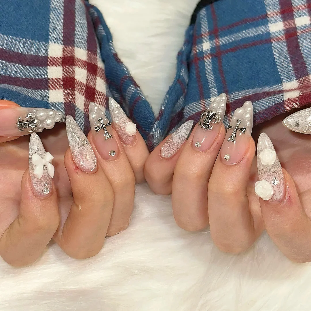 Nail share·甜辣风蕾丝克罗心珍珠丝带甲