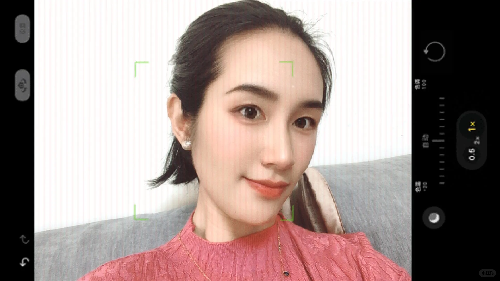 是拍了张自己还满意的照片📷
