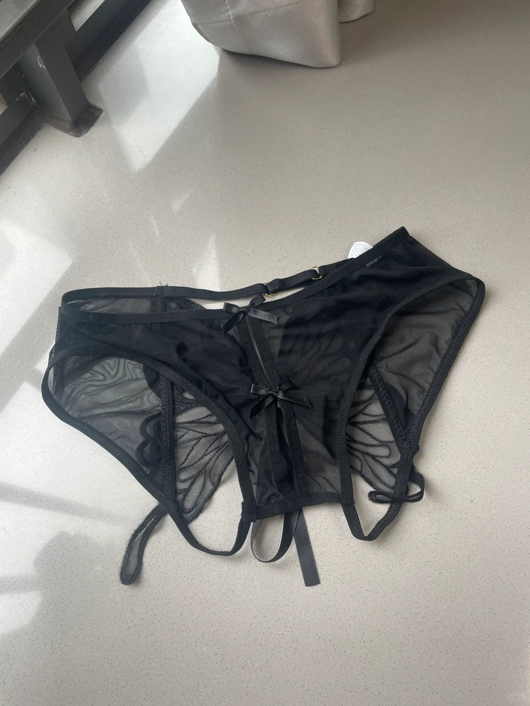 姐妹们，这内内也too性感了吧‼️咋穿⁉️