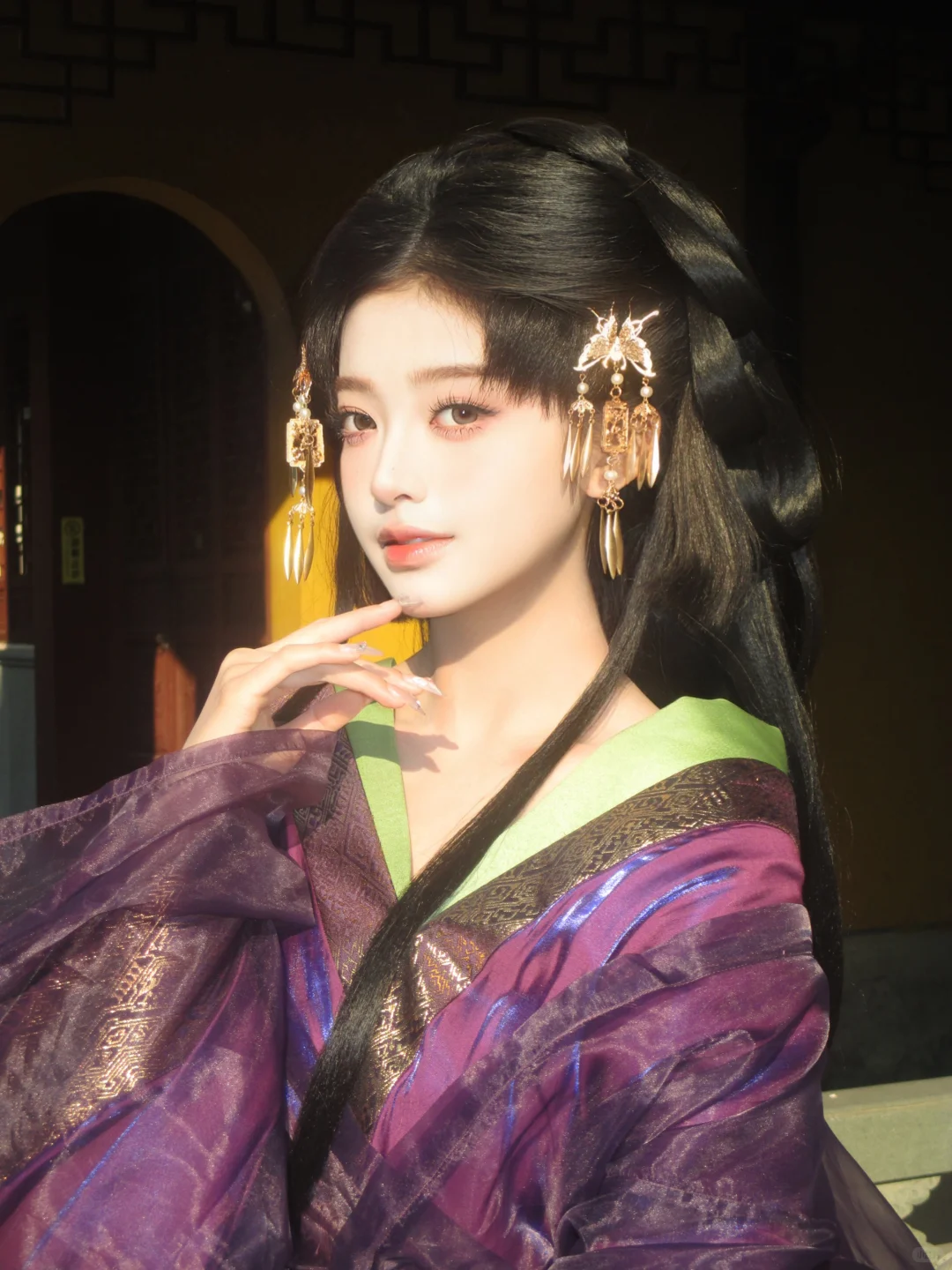 乌镇汉服哪个颜色嘴妖艳当然是💜紫色小唯