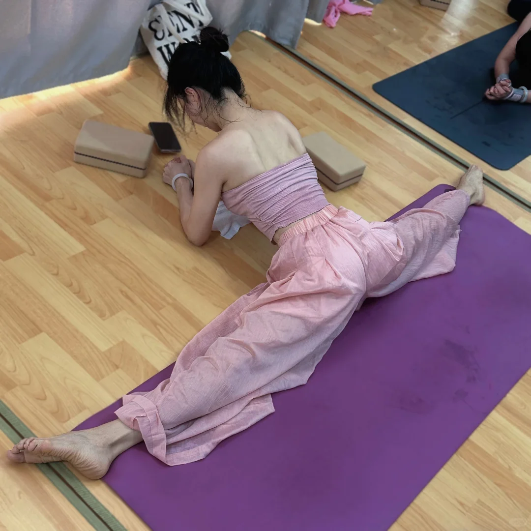 瑜伽🧘‍♀️今天流了2斤汗
