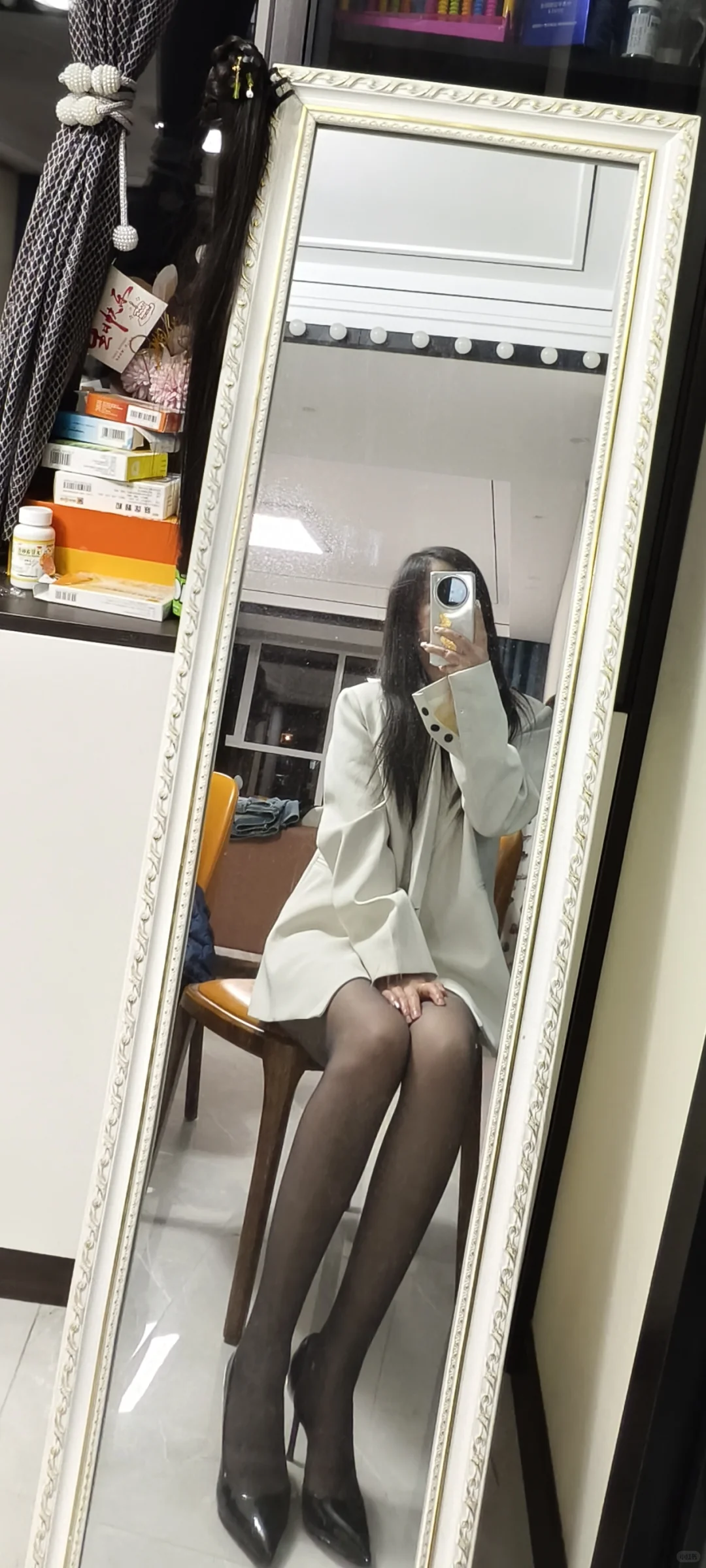 黑丝也蛮好看